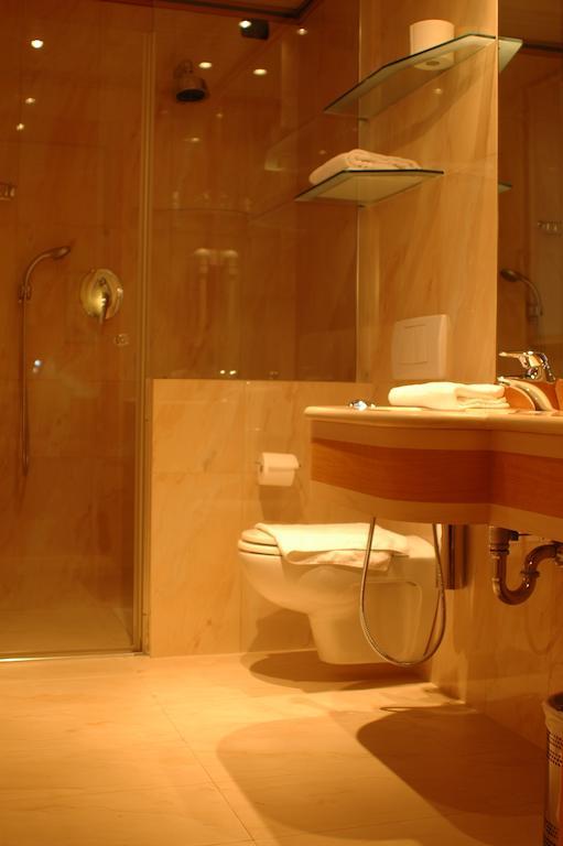 Hotel St John Desio Kamer foto