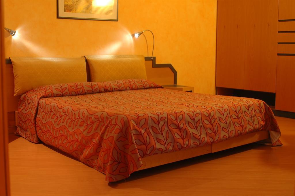 Hotel St John Desio Buitenkant foto