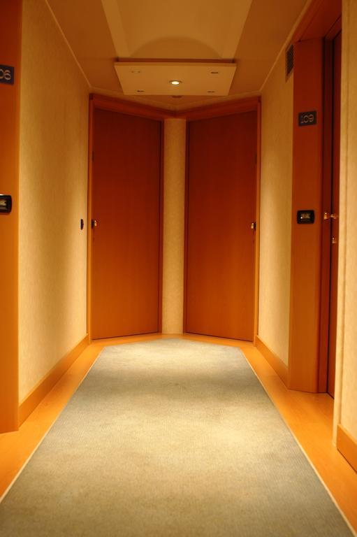 Hotel St John Desio Buitenkant foto