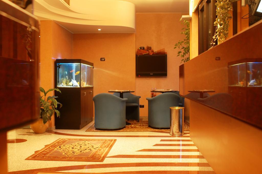 Hotel St John Desio Buitenkant foto